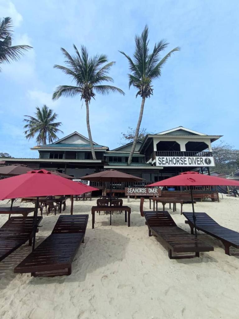 Seahorse Diver Guesthouse Kampong Pasir Panjang  Exterior foto