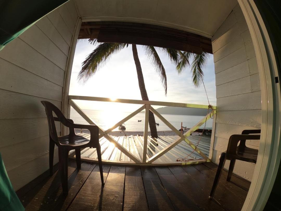Seahorse Diver Guesthouse Kampong Pasir Panjang  Exterior foto